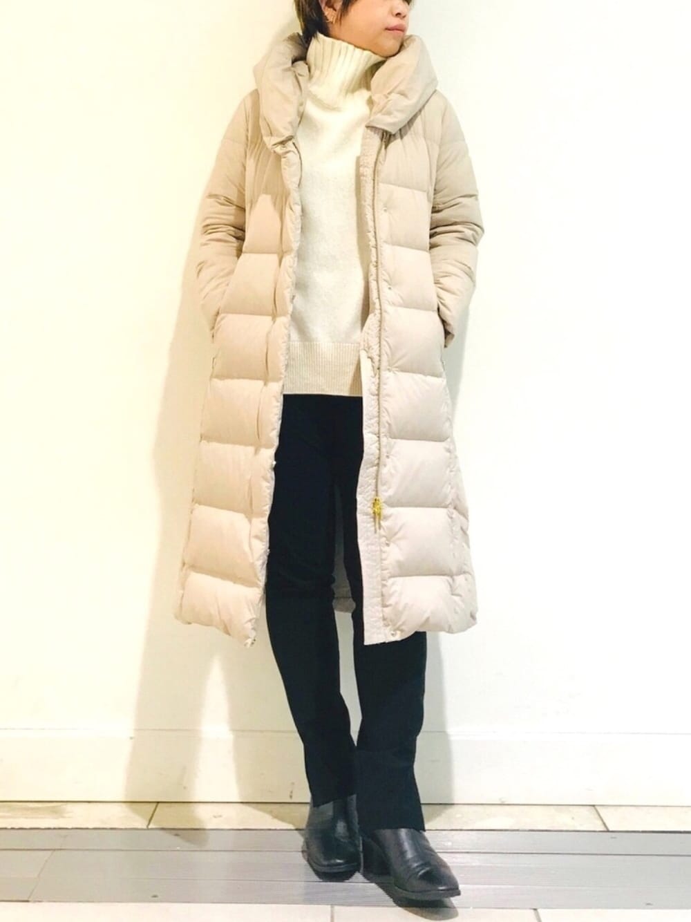 美品 リヴドロワ ロングコート ガウン ジャケット ベージュ ショールカラー 軽やかな着心地】ショールカラーリバーコート | RIVE DROITE