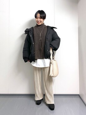 「プリーツバッグ」｜「アイテム（ダウンジャケット/コート）」を使った、ハルさん（レディース・153cm）の秋コーディネート