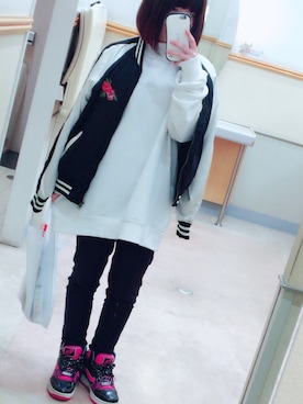 「バラ柄」｜「アイテム（ブルゾン）」を使った、のん。さん（レディース・150cm）の春コーディネート
