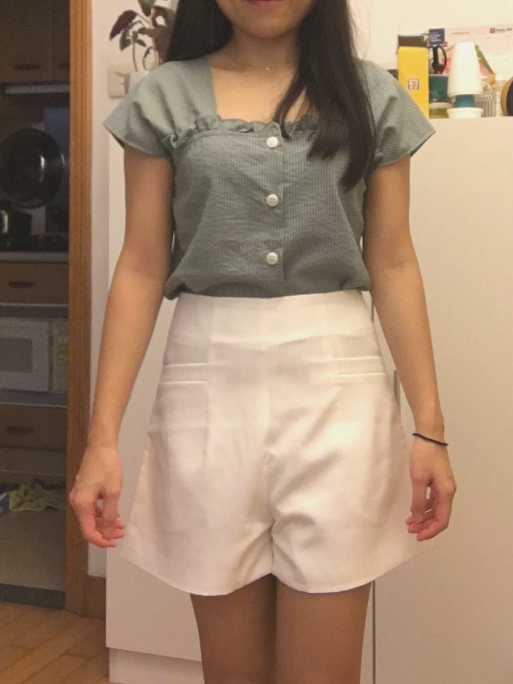 「girl、151cm、150cm、152cm、summer、korea style」｜「no brandのアイテム（トップス、グリーン系）」を使った、miss c.さん（レディース・151cm）の夏コーディネートの1枚目の写真