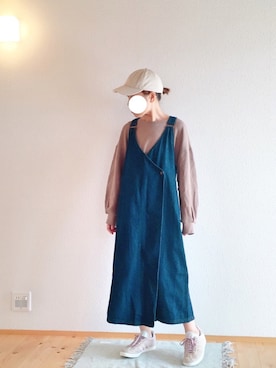 「サロペットスカート」｜「アイテム（スウェット）」を使った、Sacchiさん（レディース・153cm）の秋コーディネート