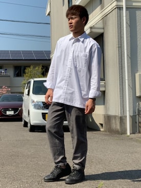 「Right-on（ライトオン）のアイテム（スラックス）」を使った、RIKUさん（メンズ・170cm）の春コーディネート