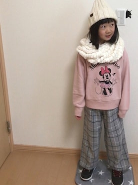 「UNIQLO（ユニクロ）のアイテム（スウェット、ピンク系）」を使った、しろTOむくさん（レディース）の冬コーディネート