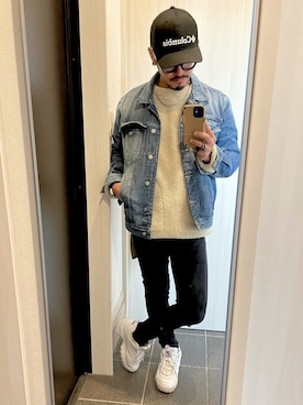 「Guess（ゲス）のアイテム（デニムジャケット）」を使った、🌈hisanistaさん（メンズ・170cm）の冬コーディネート