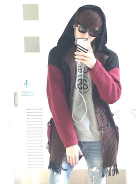 「アイテム（カバーオール、レッド系）」を使った、李昱勳さん（メンズ・181cm）の冬コーディネート