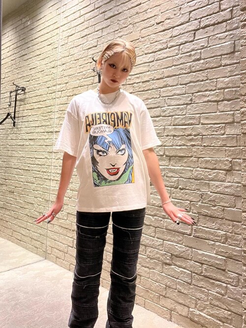 HYSTERIC BAD GIRL Tシャツ レッド HYSTERIC GLAMOUR（ヒステリックグラマー）の「VAMPIRELLA
