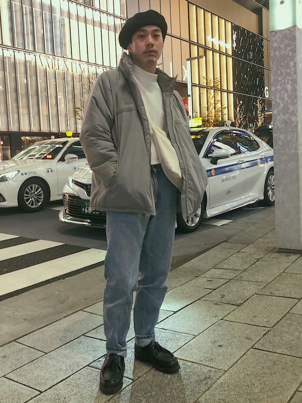 「ベレー帽、military、level7、モンスターパーカー、Levi's、Paraboot」｜「MILITARYのアイテム（ミリタリージャケット、シルバー系）」を使った、れんさん（メンズ・171cm）の秋コーディネートの1枚目の写真