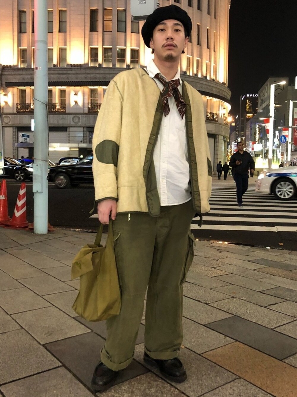 「秋コーデ、m47、M51、military、バンダナ、ベレー帽」｜「MILITARYのアイテム（カーゴパンツ、グリーン系）」を使った、れんさん（メンズ・171cm）の秋コーディネートの1枚目の写真