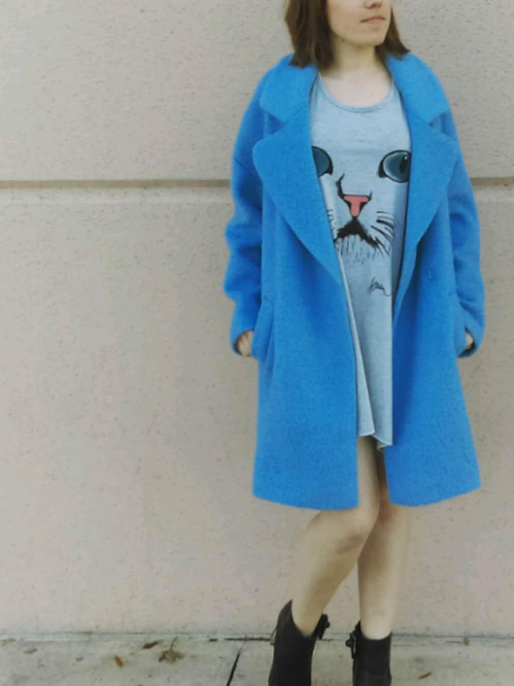 「ootd、platoscloset、cats、streetstyle」｜「Targetのアイテム（ブーツ、ブラック系）」を使った、Caitlin Dさん（レディース・160cm）の冬コーディネートの1枚目の写真