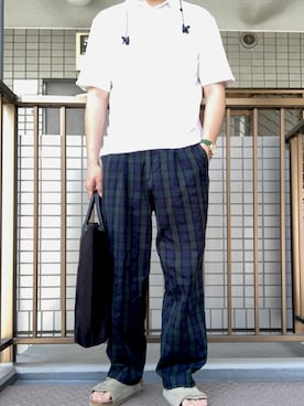 「ブラックウォッチ」｜「アイテム（スラックス）」を使った、マーマレードさん（メンズ・168cm）の春コーディネート