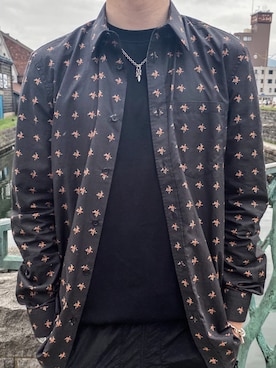 「GIVENCHY」｜「アイテム（アクセサリー）」を使った、yuskeさん（メンズ・176cm）の秋コーディネート