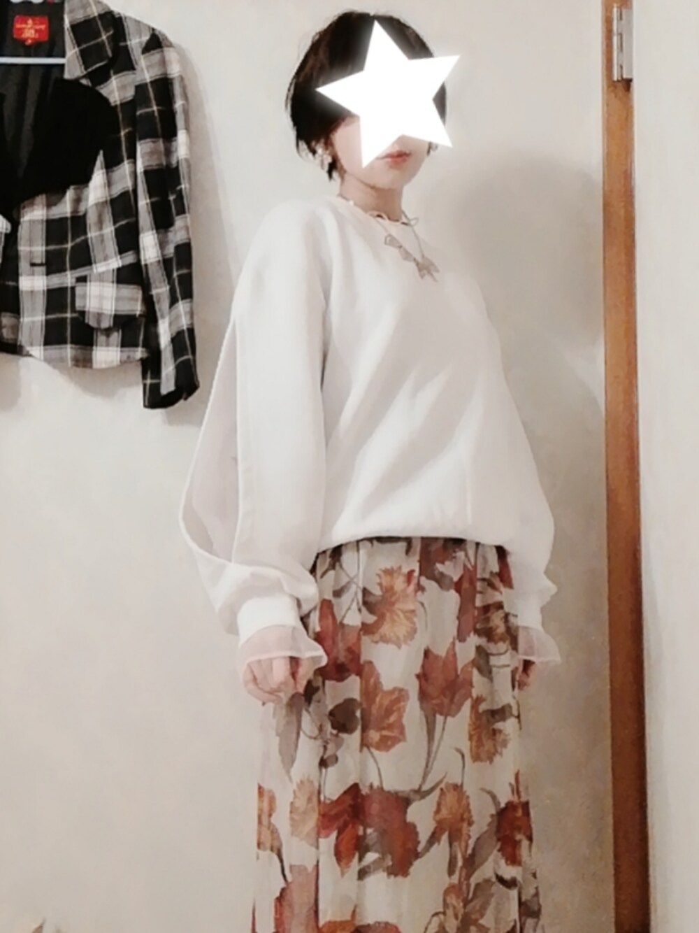 「秋のコーデ、秋コーデ」｜「DHOLICのアイテム（トップス、ホワイト系）」を使った、田舎ぐらしのMichelleさん（レディース・154cm）の秋コーディネートの1枚目の写真