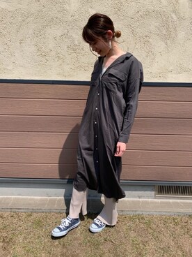 「スリット」｜「アイテム（シャツワンピース）」を使った、yuzuさん（レディース・162cm）の春コーディネート