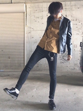 「Daniel Wellington」｜「アイテム（ライダースジャケット）」を使った、satoshiさん（メンズ・172cm）の秋コーディネート