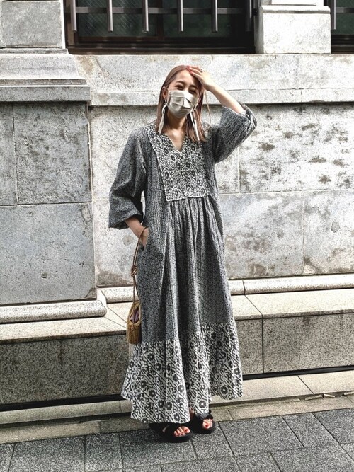 Sara Mallika ダブルフラワープリントワンピース SARA MALLIKA ダブルフラワープリントワンピース