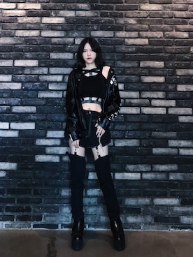 「Slightly Numb（スライトリーナム）のアイテム」を使った、x_x.29 さん（レディース・157cm）の冬コーディネート