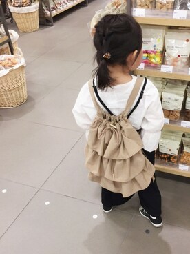 「ヘアゴム」｜「アイテム（サロペット/オーバーオール）」を使った、bow-changさん（キッズ・90cm）の春コーディネート