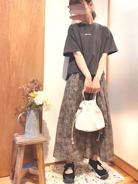 「しまむら（シマムラ）のアイテム（スカート）」を使った、collinさん（レディース・158cm）の春コーディネート