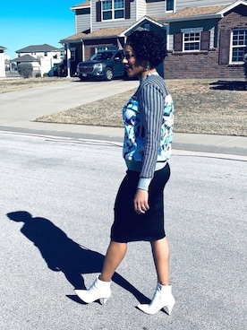 「WINTER STYLE」｜「アイテム（スウェット）」を使った、Ericaさん（レディース・173cm）の冬コーディネート