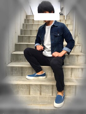 「アイテム（スリッポン、ブルー系）」を使った、yutaさん（メンズ・168cm）の春コーディネート