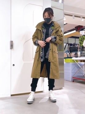 「ディーゼル」｜「アイテム（トレンチコート）」を使った、우타너 (うたの)さん（レディース・161cm）の秋コーディネート