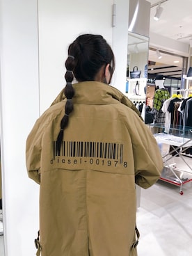 「ディーゼル」｜「アイテム（トレンチコート）」を使った、우타너 (うたの)さん（レディース・161cm）の秋コーディネート