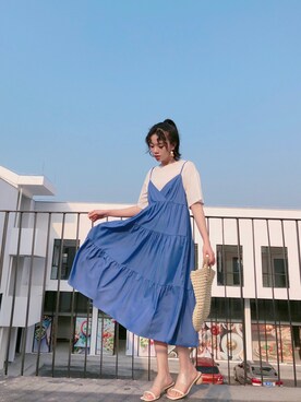 「日系极简」｜「アイテム（ジャンパースカート）」を使った、JSHARE小雪さん（レディース・164cm）の夏コーディネート