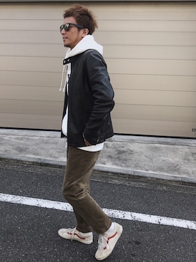 「コーデュロイパンツ」｜「アイテム（ジャケット/アウター）」を使った、KEIJIさん（メンズ・170cm）の秋コーディネート