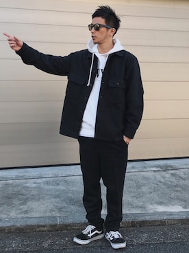 「CLANE（クラネ）のアイテム（パンツ）」を使った、KEIJIさん（メンズ・170cm）の冬コーディネート