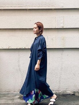 「OSMOSIS（オズモーシス）のアイテム（シャツワンピース）」を使った、Serinaさん（レディース・160cm）の夏コーディネート