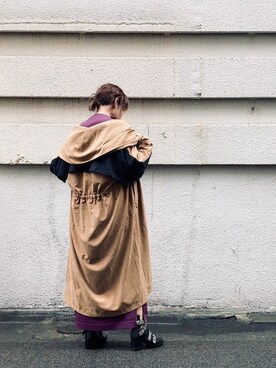 「OSMOSIS（オズモーシス）のアイテム（その他アウター）」を使った、Serinaさん（レディース・160cm）の秋コーディネート