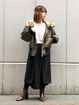 「OSMOSIS（オズモーシス）のアイテム（モッズコート）」を使った、Serinaさん（レディース・160cm）の冬コーディネート