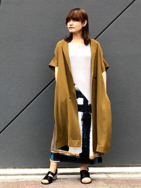 「OSMOSIS（オズモーシス）のアイテム（その他アウター）」を使った、Serinaさん（レディース・160cm）の春コーディネート