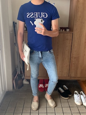「アイテム（スリッポン）」を使った、蛭田衛さん（メンズ・176cm・20代）の夏コーディネート