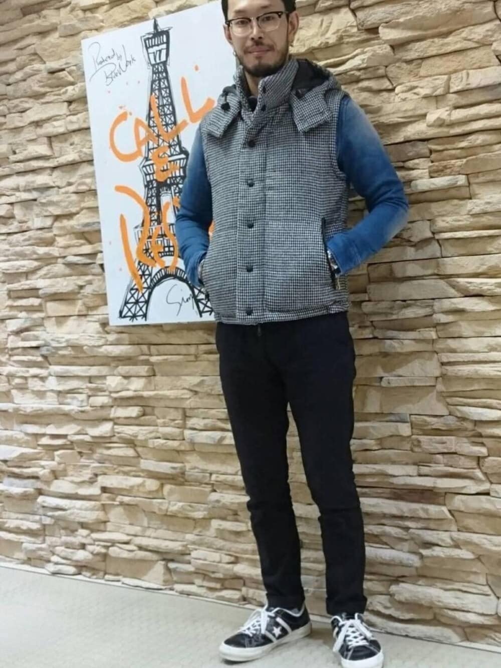 その他のその他アウター、その他のデニムジャケット、その他のデニムパンツを着用したメンズの冬コーディネートの1枚目の写真