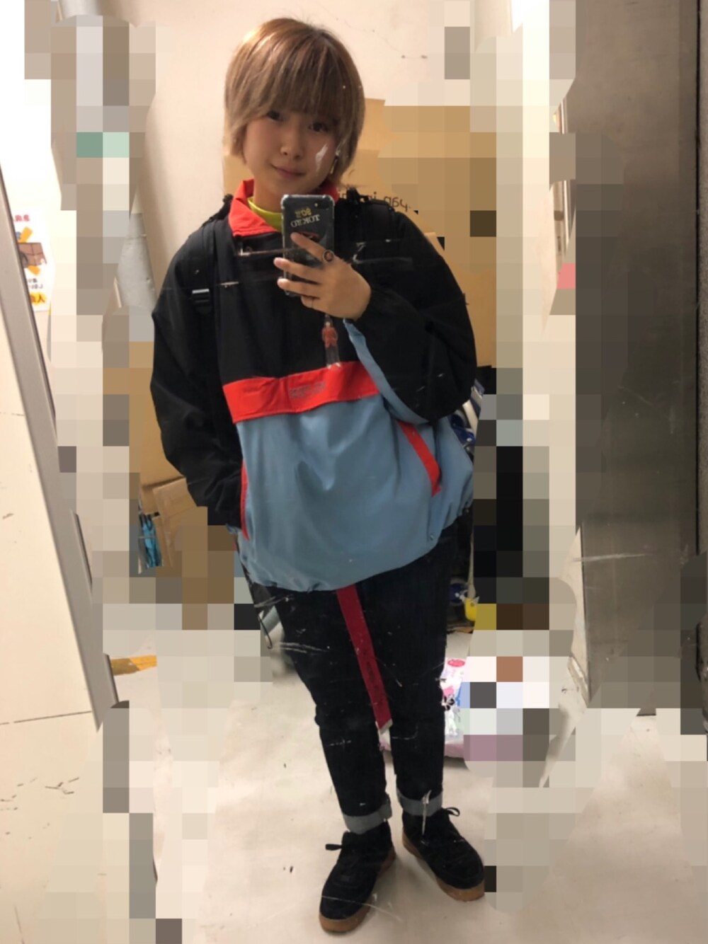 「Double name、ボーイッシュ、アノラックパーカー、デニム、ナイキ」｜「DOUBLE NAMEのアイテム（マウンテンパーカー、ブラック系）」を使った、よっさんさん（レディース・153cm）の秋コーディネートの1枚目の写真