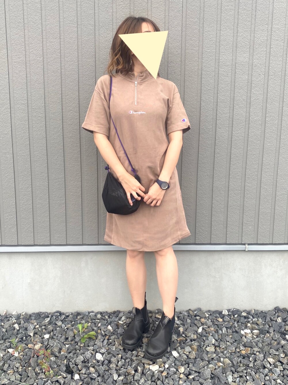 「Championのアイテム（ワンピース、ベージュ系）」を使った、さやんさん（レディース・157cm）の夏コーディネートの1枚目の写真