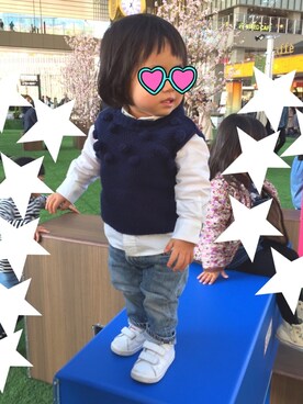 「FITH（フィス）のアイテム（ベスト）」を使った、yu+kenさん（キッズ・70cm）の春コーディネート