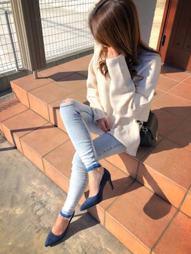 「ボリュームニット」｜「アイテム（パンプス）」を使った、chikaさん（レディース・158cm）の春コーディネート