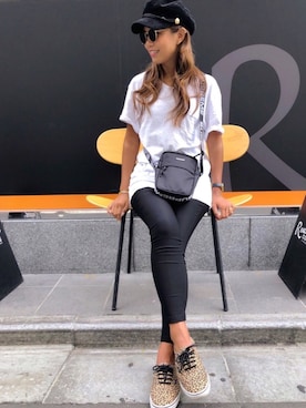 「DHOLIC（ディーホリック）のアイテム（キャスケット）」を使った、chikaさん（レディース・158cm）の秋コーディネート