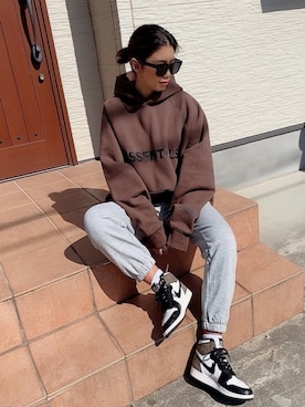 「FOG ESSENTIALS（エフオージーエッセンシャルズ）のアイテム（スウェット）」を使った、chikaさん（レディース・158cm）の春コーディネート