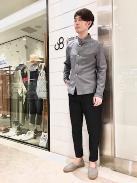 「Johnbull Private labo（ジョンブルプライベートラボ）のアイテム（スラックス）」を使った、J2さん（メンズ・180cm）の夏コーディネート