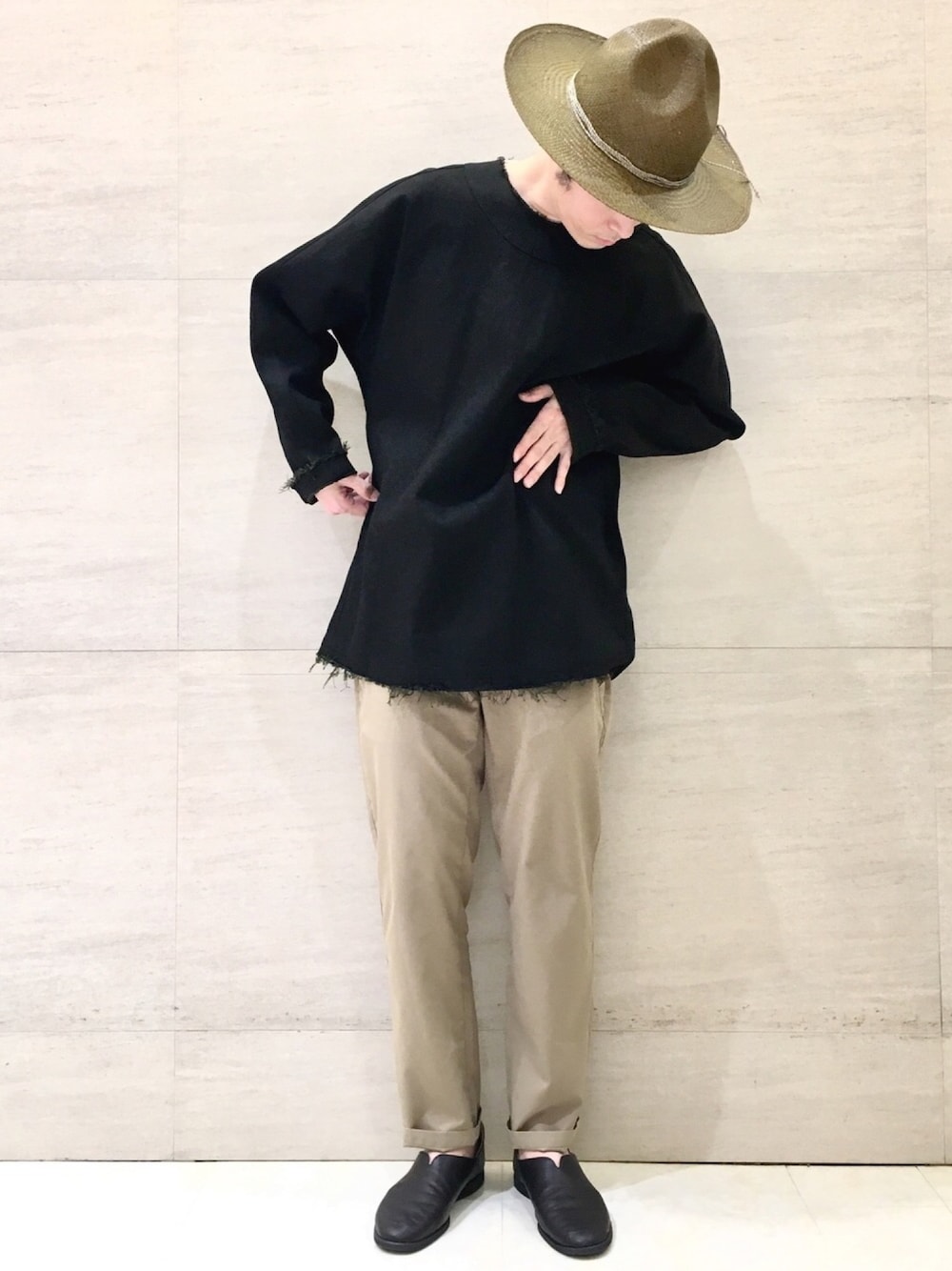 「ジョンブル、ジョンブル　プライベート　ラボ(Johnbull Private labo)、Johnbull Private labo、johnbull、YANTOR、スリッポン、super duper hat、マウンテンハット、デニム、カットオフ」｜「Super Duperのアイテム（ハット、グリーン系）」を使った、J2さん（メンズ・180cm）の春コーディネートの1枚目の写真