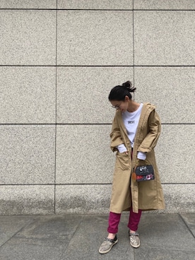 「DIESEL」｜「アイテム（その他シューズ）」を使った、唯さん（レディース・160cm）の春コーディネート