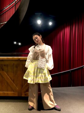 「ZARA（ザラ）のアイテム（サロペット/オーバーオール）」を使った、Sai Chengさん（レディース・160cm）の冬コーディネート