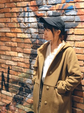 「AZUL（アズール）のアイテム（キャップ）」を使った、葵乃まみさん（レディース・155cm）の冬コーディネート