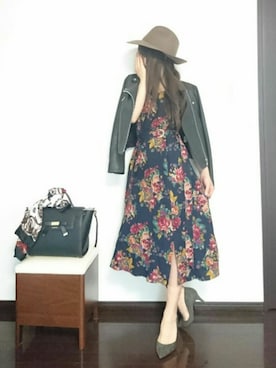 「お買い物」｜「アイテム（ライダースジャケット）」を使った、chikoさん（レディース・156cm）の秋コーディネート