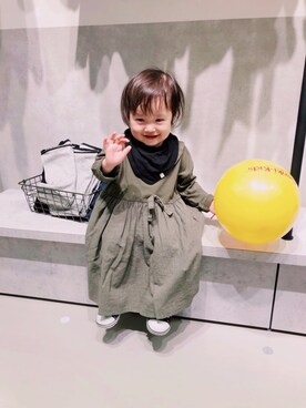 「allolun.（オールオルン）のアイテム（ワンピース/ドレス）」を使った、RINKOさん（キッズ・70cm）の秋コーディネート