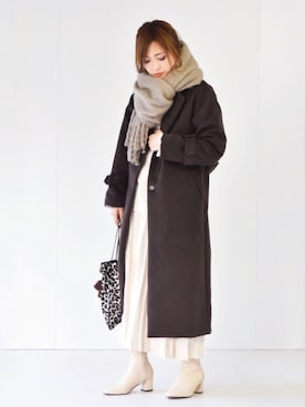 「オールホワイト」｜「アイテム（チェスターコート）」を使った、nyaobuさん（レディース・164cm）の冬コーディネート