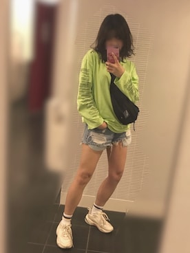 「PUMA thunder spectra」｜haluさん（レディース・163cm）の冬コーディネート